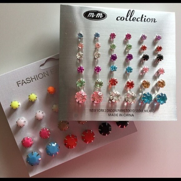 2 Sets of Earrings - Picture 2 of 4